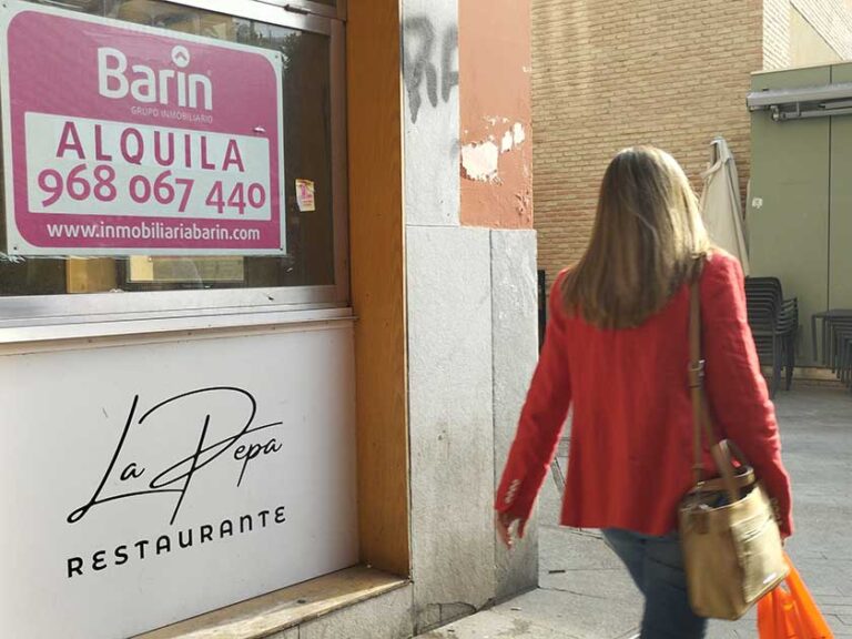 Murcia, a la cabeza de España en rentabilidad del alquiler de locales comerciales y garajes